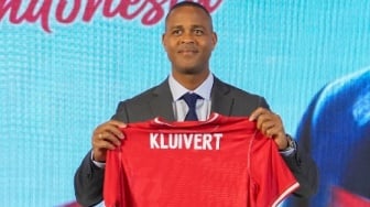 Kembangkan Pelatih Lokal Bersama PSSI, Kluivert Mungkin Bisa Lirik 4 Legenda Timnas Indonesia Ini