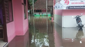 Dua Sekolah di Klaten Terendam Banjir, Pembelajaran Diliburkan